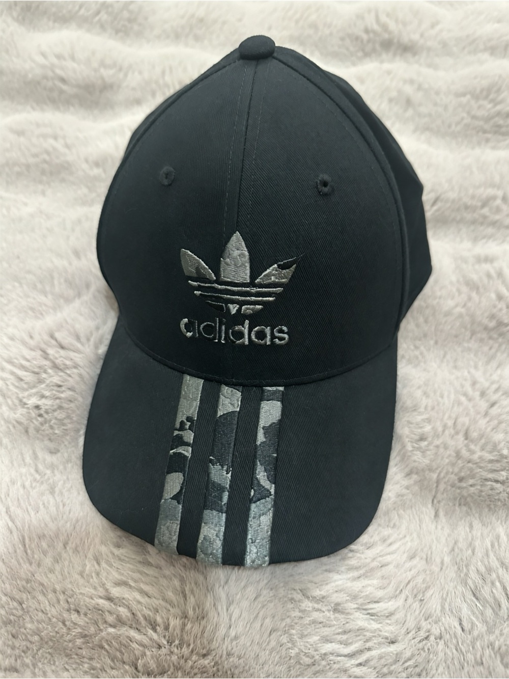 NWOT Adidas Original Camo Baseball Cap